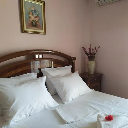 Babaronis House Apartment